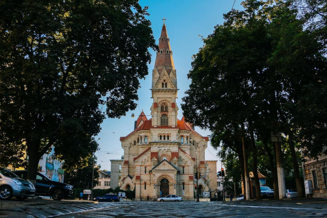 Апарт-Готель У Кірхи Odesa Exterior foto
